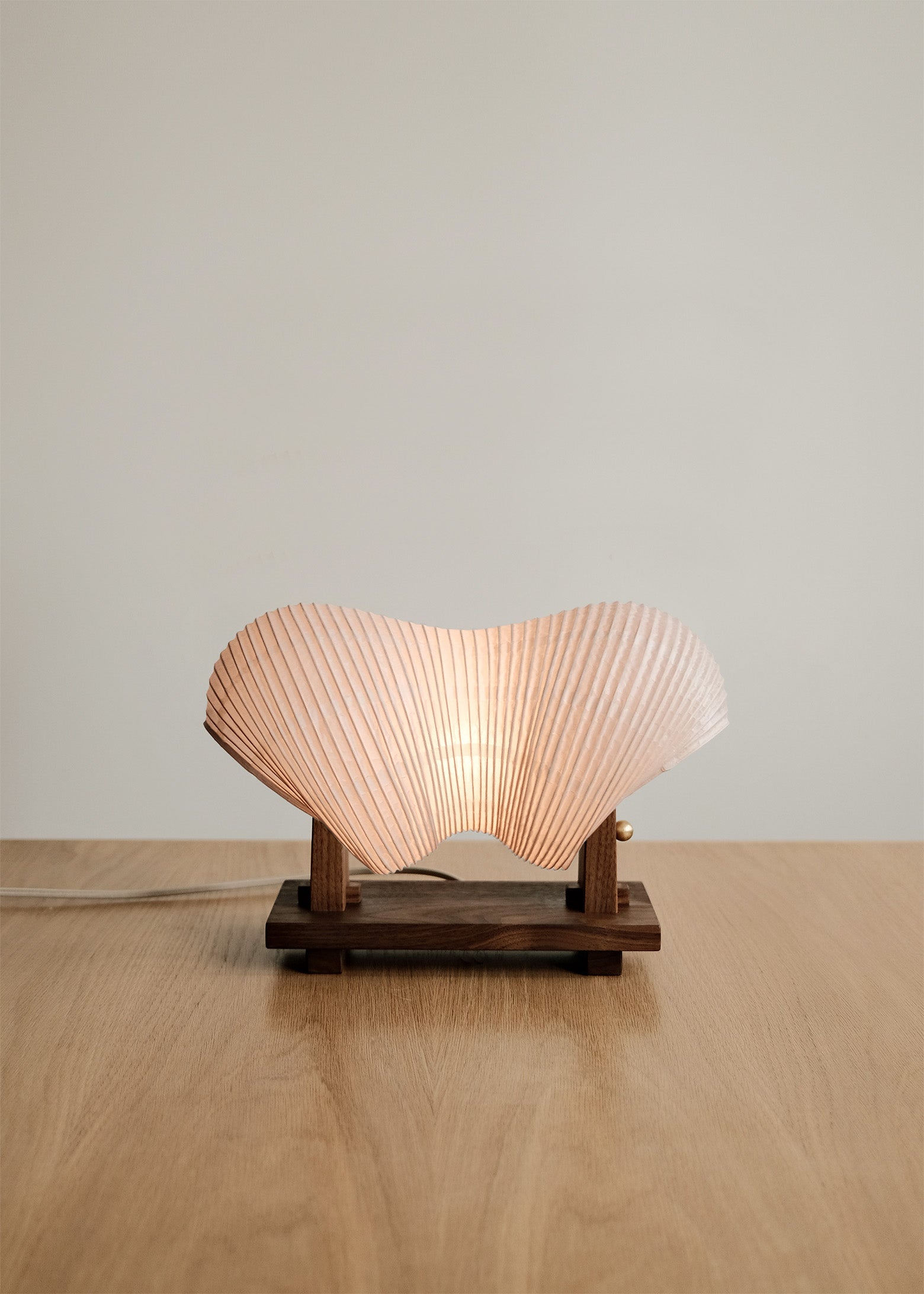 Souvenir Low Table Lamp