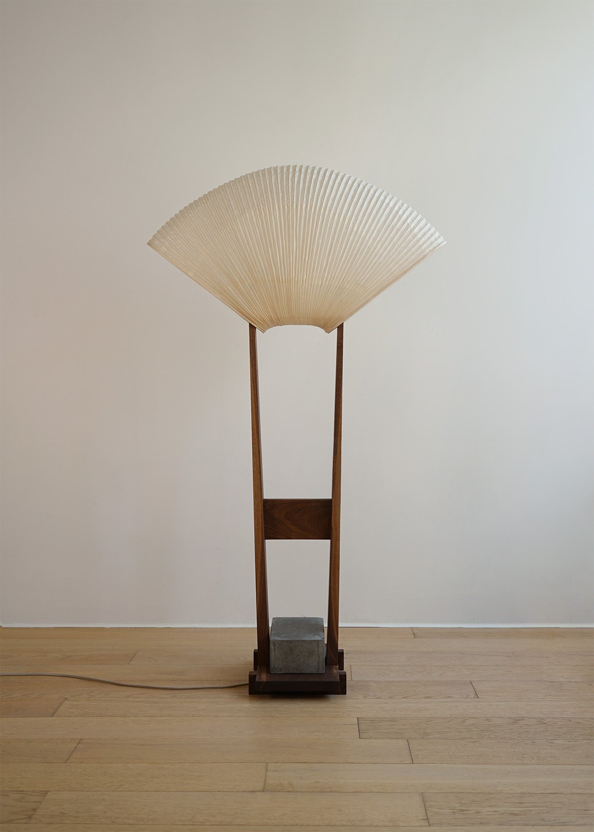 Relic I Lamp
